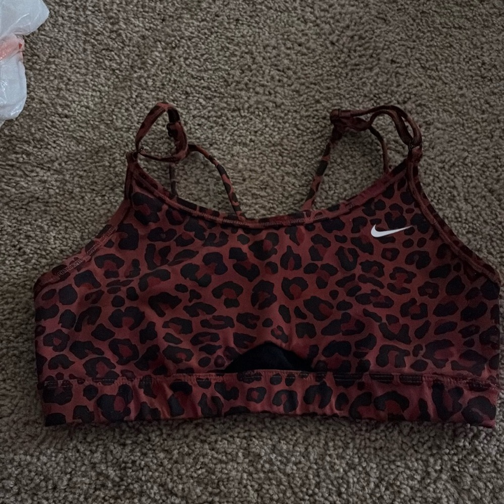 nike sports bra